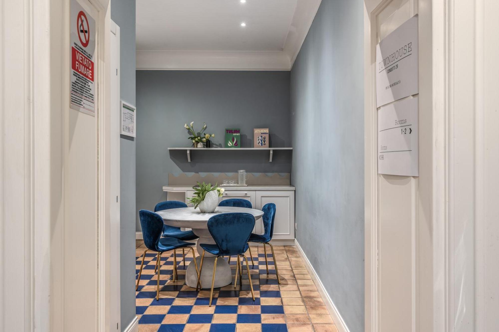 Townhouse Condotti 29 Rome Exterior photo